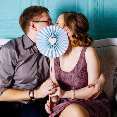 5 Ridiculously Cute Indoor Dates You Can Do Right Now